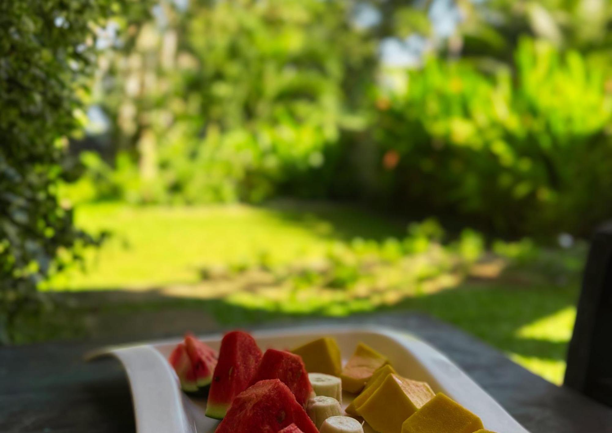 Amour At Turtle Beach Bed and Breakfast Tangalle Buitenkant foto